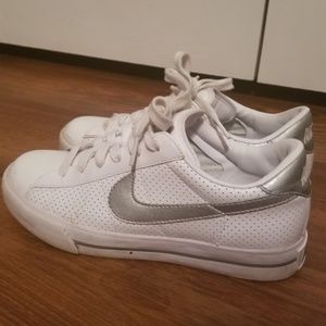 Nike Sweet Classic Leather Sneakers
